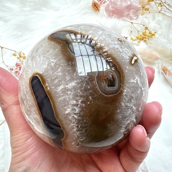 Gorgeous Large Agate Sphere with Druzy - Picture 2 of 10
